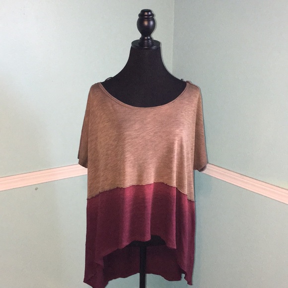 Free People Tops - ❤️ FREE PEOPLE We The Free Ombré Hi Low Top